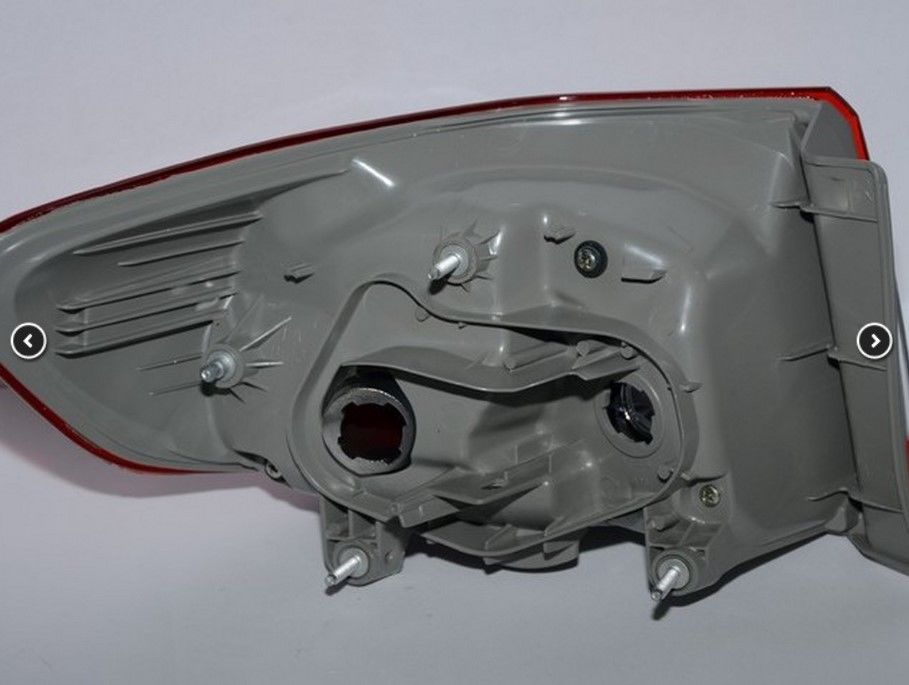 Corolla 2012- Stop Lambası Dış Sağ