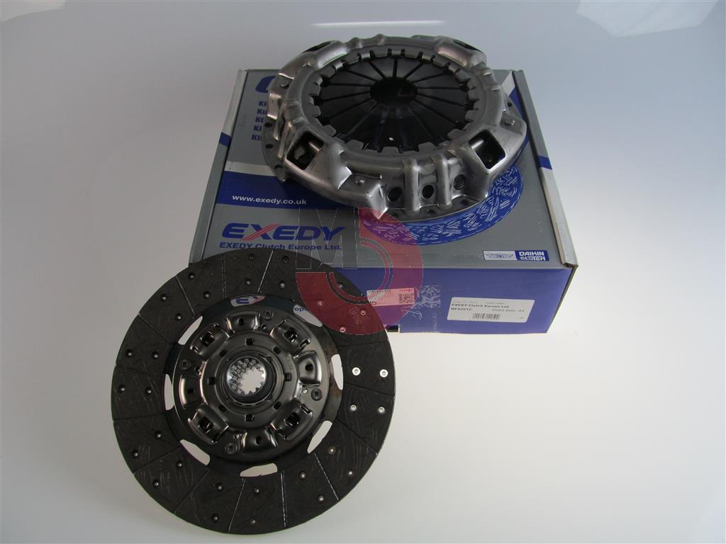 MITSUBISHI CANTER 859 DEBRİYAJ BASKI/DİSK/RULMANSIZ SET 98-20 (MFS2011=MF560067U) (DAIKIN) HD72-75-77