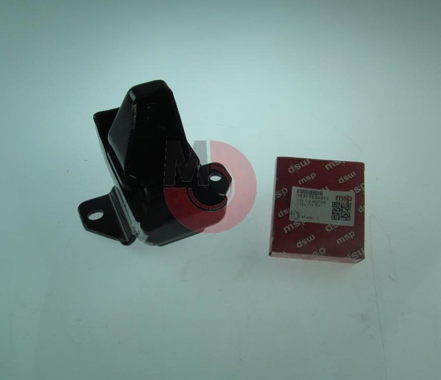 D-MAX 1.9 Motor Takozu Ön RH (OEM)