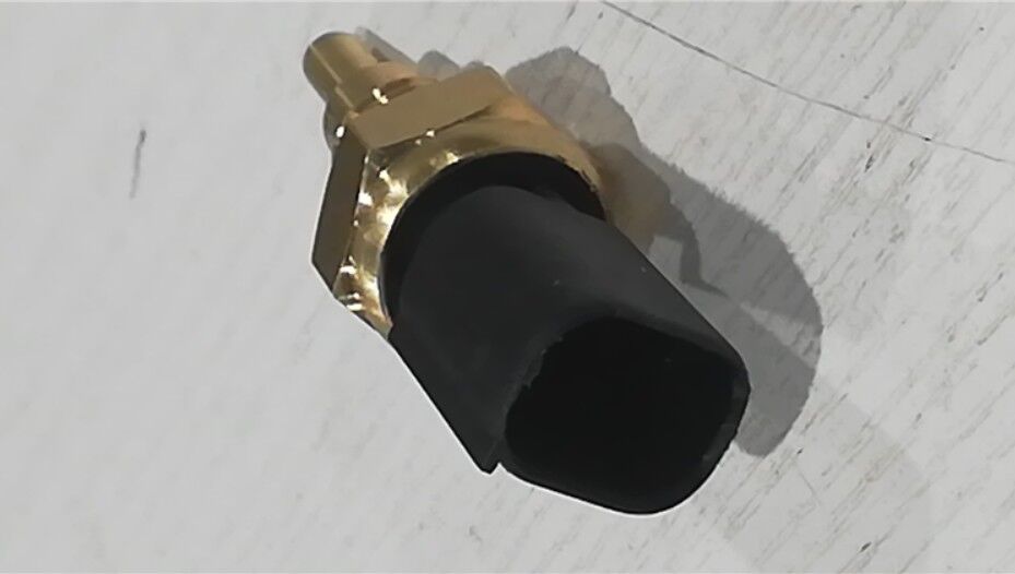 Geely Emgrand Isı Sıcaklık Müşürü (Oval Soketli)