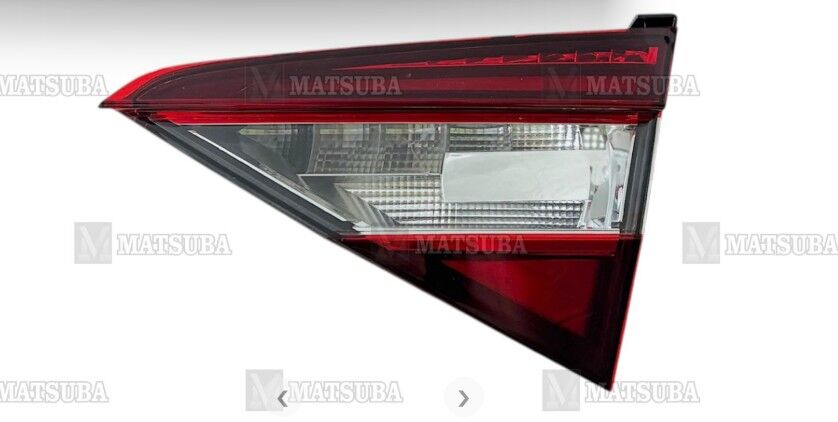 Superb 16-19 İç RH Stop (Ledli)