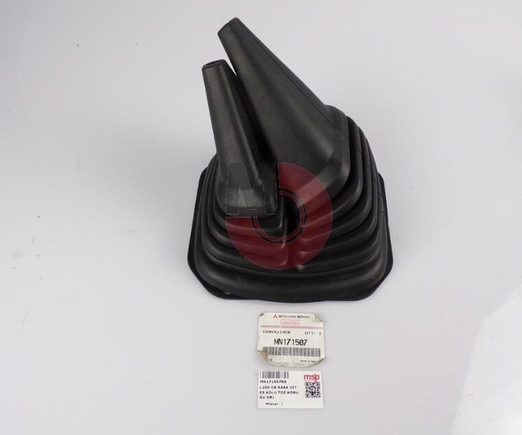 Mitsubishi L200 CR Kasa Vites Kolu Toz Körüğü Orj.