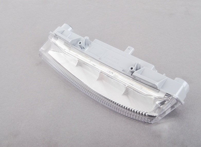 Mercedes W204 W207 W212 Gündüz Ledi Sol 2009- DEPO 2049068900