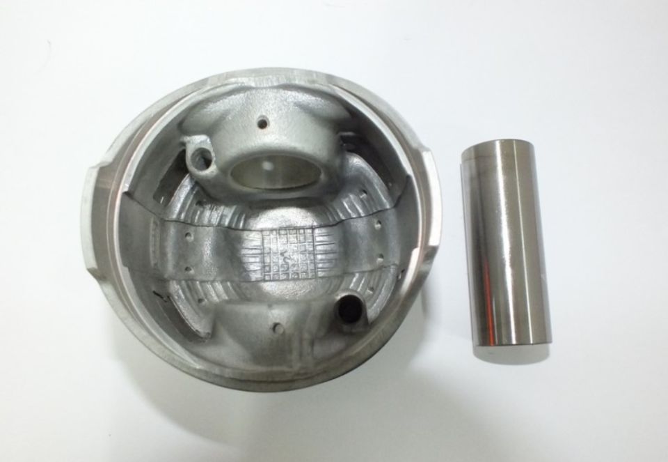 Starex / Bongo / K2500 TCI-YM D4BH 2-4 Piston Segman 050