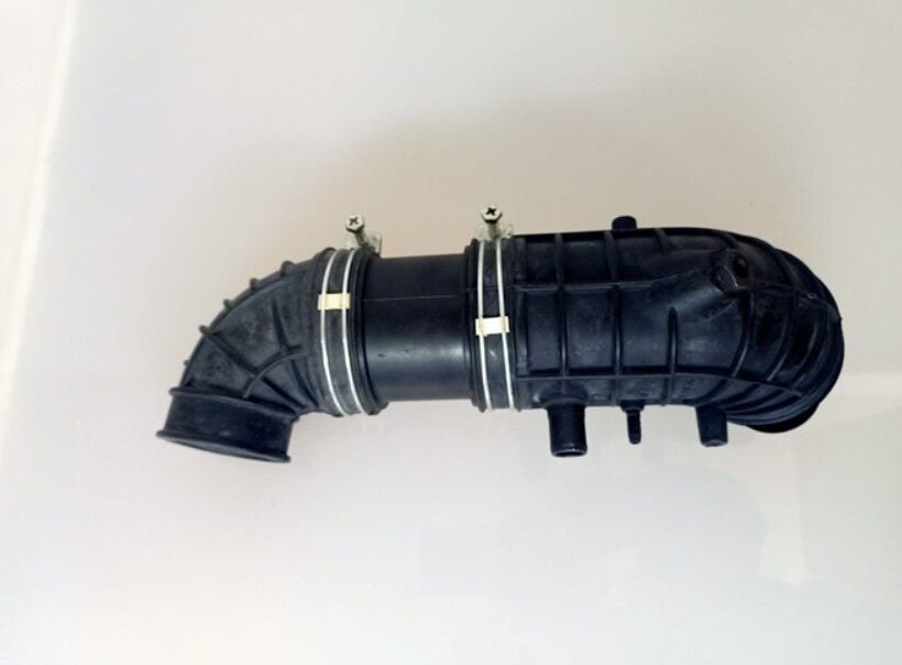 Mahindra Hava Filtre Giriş Borusu 8V