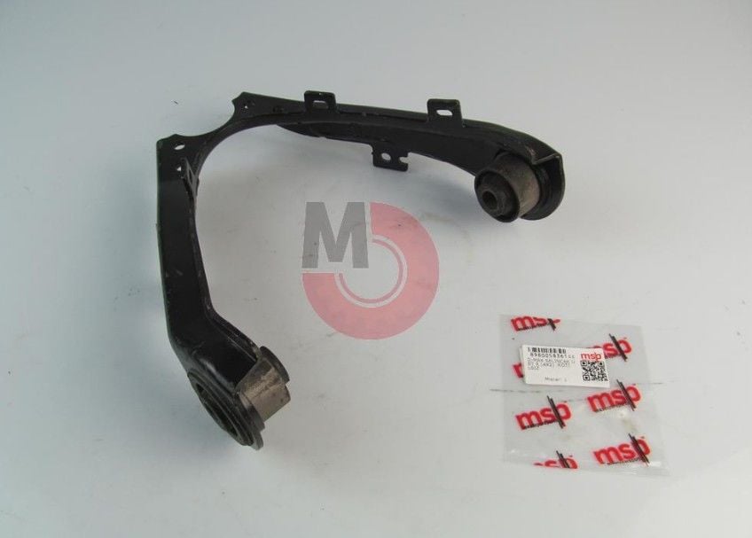 D-MAX Salıncak Üst R (4X2) Rotilsiz