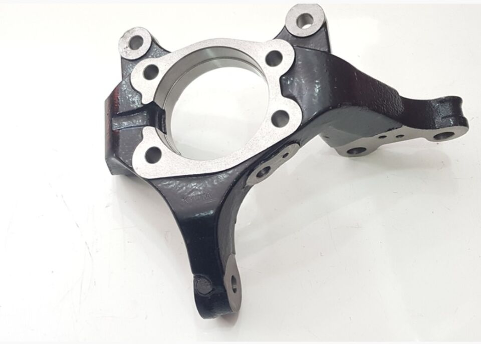 Corolla 07-18/Auris 07-12 Aks Taşıyıcı Ön Sol Yerli