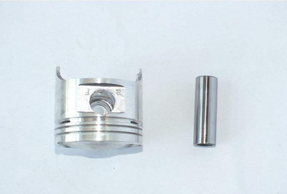 626 F6 1,6 1988-1991 Piston 0,50 ( Segmansız ) Takım