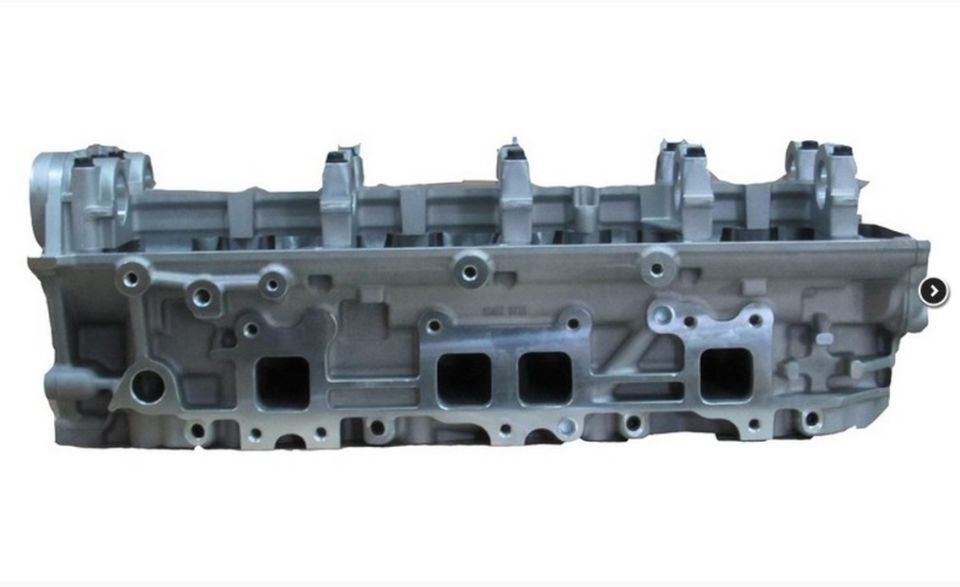 Mazda B2500 YM / BT50 2006- 2,5-3,0T Silindir Kapak