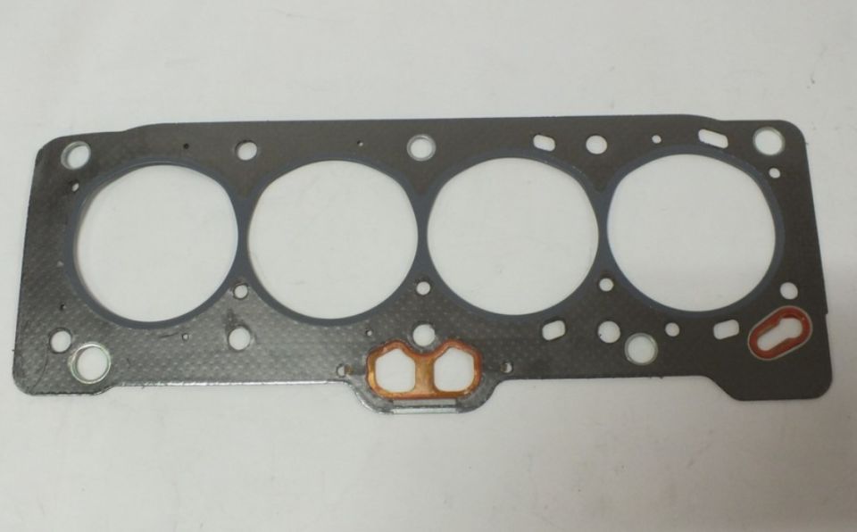 Toyota Corolla 1988-1995 1,6 4AF / AE92 / AE101 Silindir Kapak Conta Glingrik