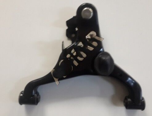 Nissan Navara 06-14 / Pathfinder 05-10 Salıncak Alt Sağ Kyota