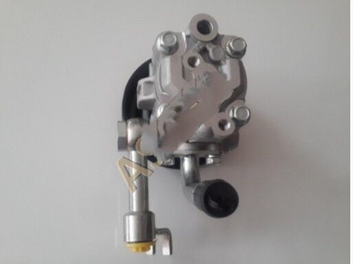 Nissan Navara 2.5 YD25 05-15 Direksiyon Pompası Kyota