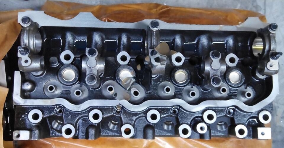 Toyota Hilux 2.4DİZEL 2L 84-89 Silindir Kapağı Kyota