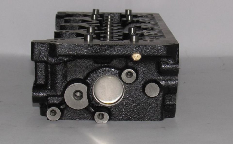 Nissan Vanette / Serena / Cargo / LD23 2,3 1994-1998 Silindir Kapak