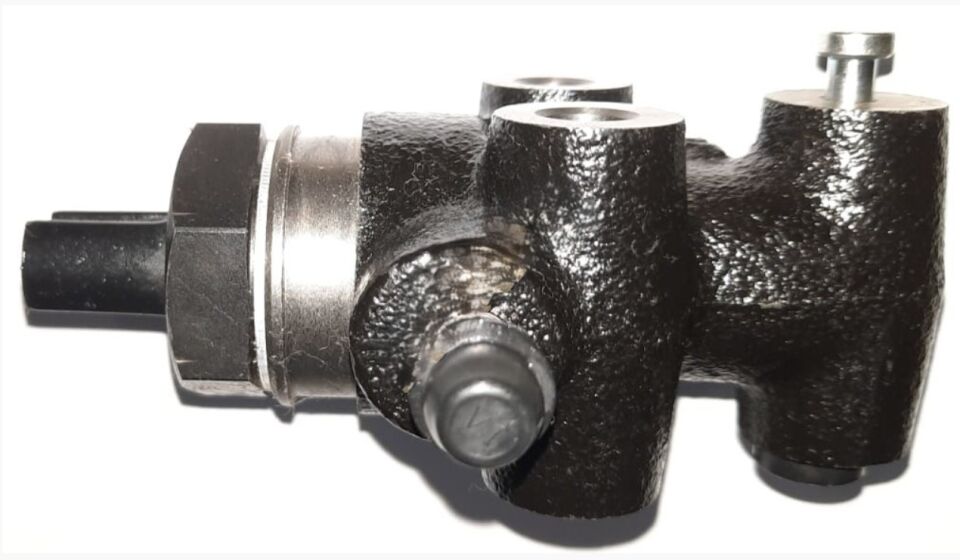 Toyota Hilux Vigo 4x4 KUN25 06- Fren Limitörü Asmeks