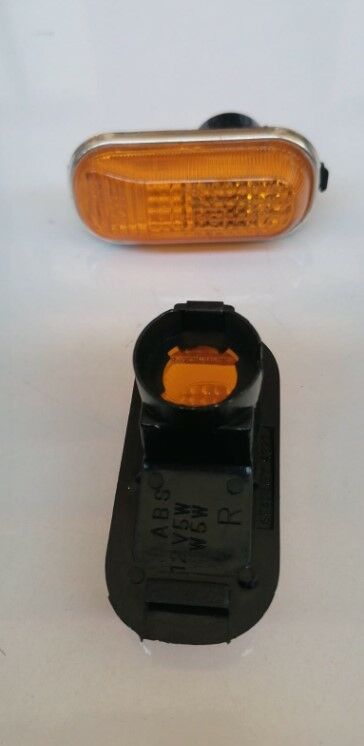 CIVIC 92-96 RH (SARI) SİNYAL ÇAMURLUK