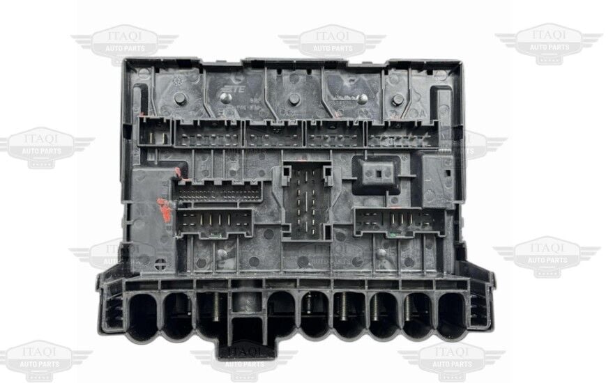 TİGGO 8 PRO 22-24 Kutu Sigorta (Komple)