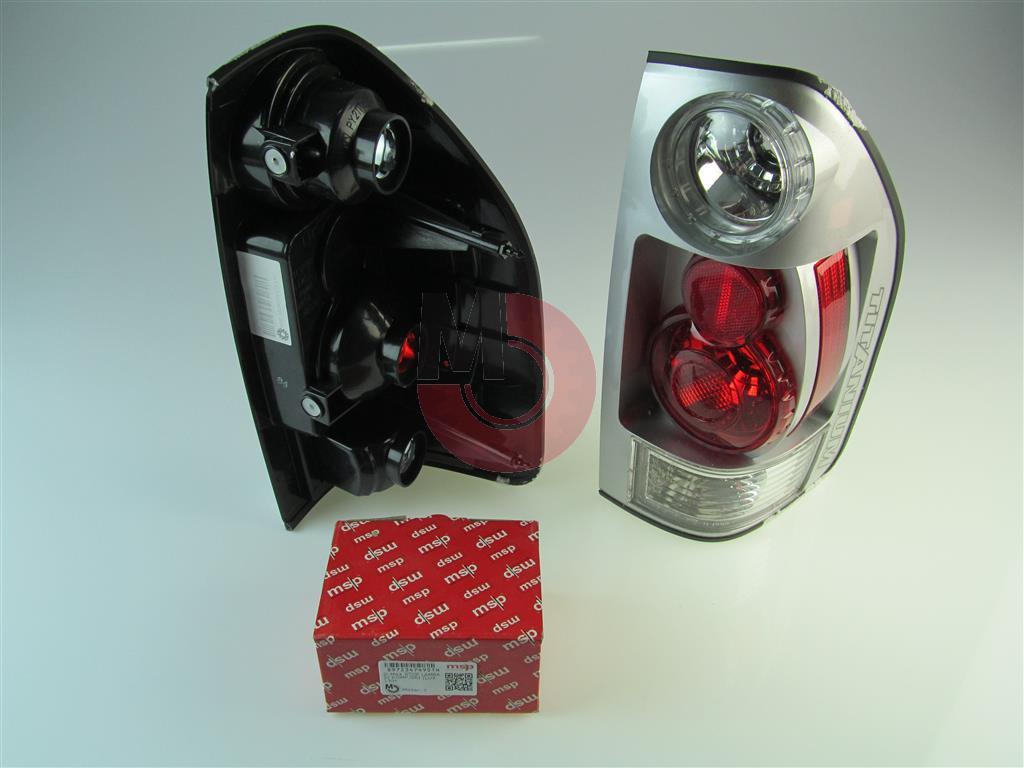 D-MAX Stop Lambası Komple Gri Lüx RH 2004-2007