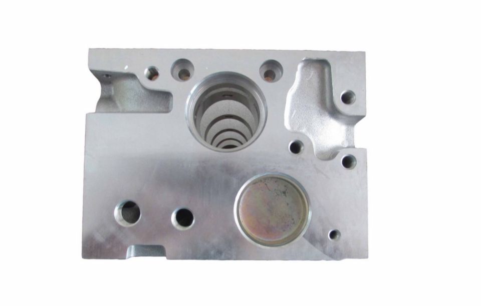 Renault 1,6 K7J E7J Benzin Otomatikli Yan Yağ Kanal Silindir Kapak