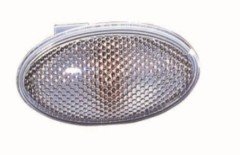 Toyota Yaris:Auris 07-09:RAV4 06-08: Verso 09-12 Çamurluk Sinyali 06-11 Ben-Diz Beyaz