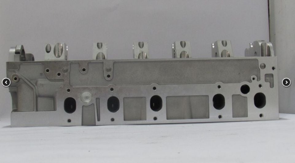 Volkswagen Transporter / Touareg / Multivan T5 2,5 TDI 130 HP AXD-AXE-BAC-BLJ-BLK-BNZ-BPC-BPD Silindir Kapak