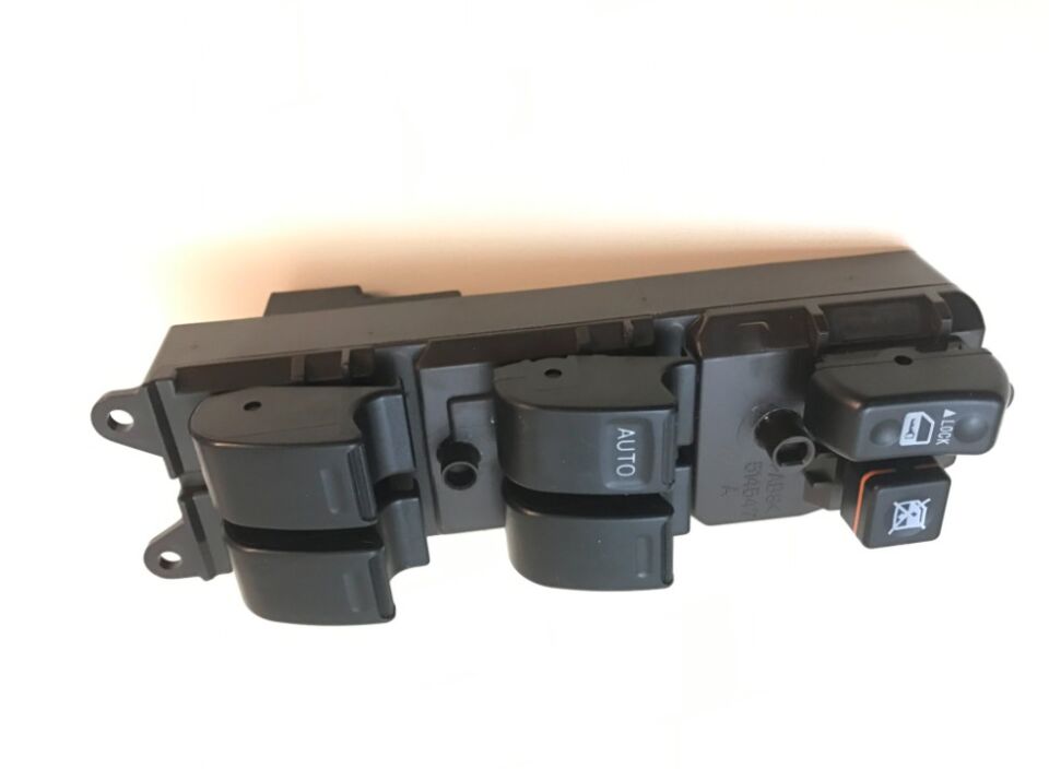 Toyota Hilux 06-15 Cam Kaldırma Düğmesi Ön Sol 4lü Kyota