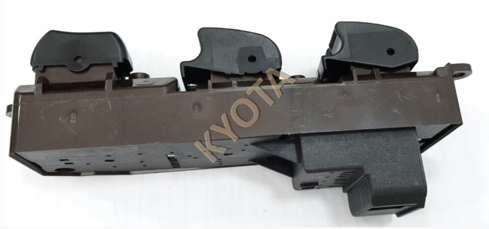 Toyota Hilux 06-15 Cam Kaldırma Düğmesi Ön Sol 4lü Kyota