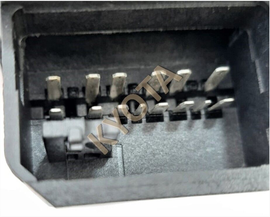 Toyota Hilux 06-15 Cam Kaldırma Düğmesi Ön Sol 4lü Kyota