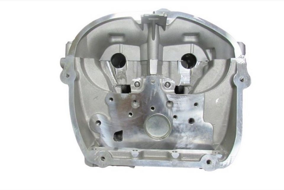 Audi A3-A4-Q3-Q5 2,0 TFSI Silindir Kapak