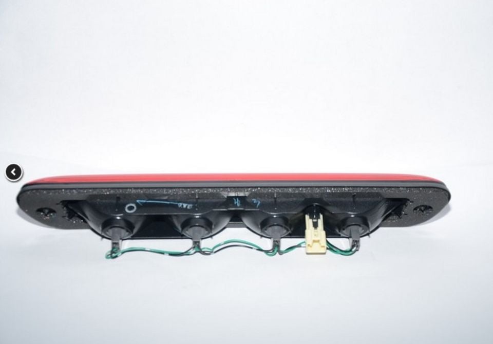 D-MAX 2002- Fren Lambası Arka