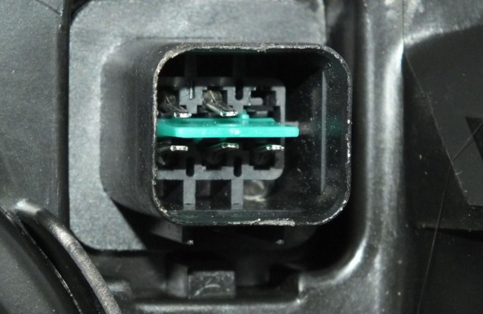 Accent Era 2009-2011 Far Elektrikli Beyaz Sinyalli Sol