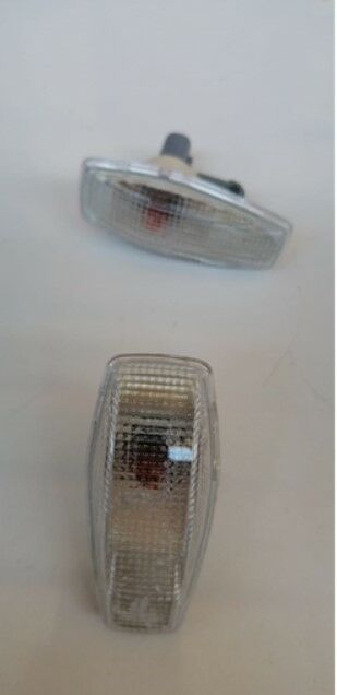 ACCENT 03-05/CERATO/SORENTO/TUCSON/ELANTRA 00-05/RİO 06-10/GETZ 02-11/MATRİX 05-11/PİCANTO 04-11/SPORTAGE 04-08/İ10 08-11 LH/RH SİNYAL ÇAMURLUK