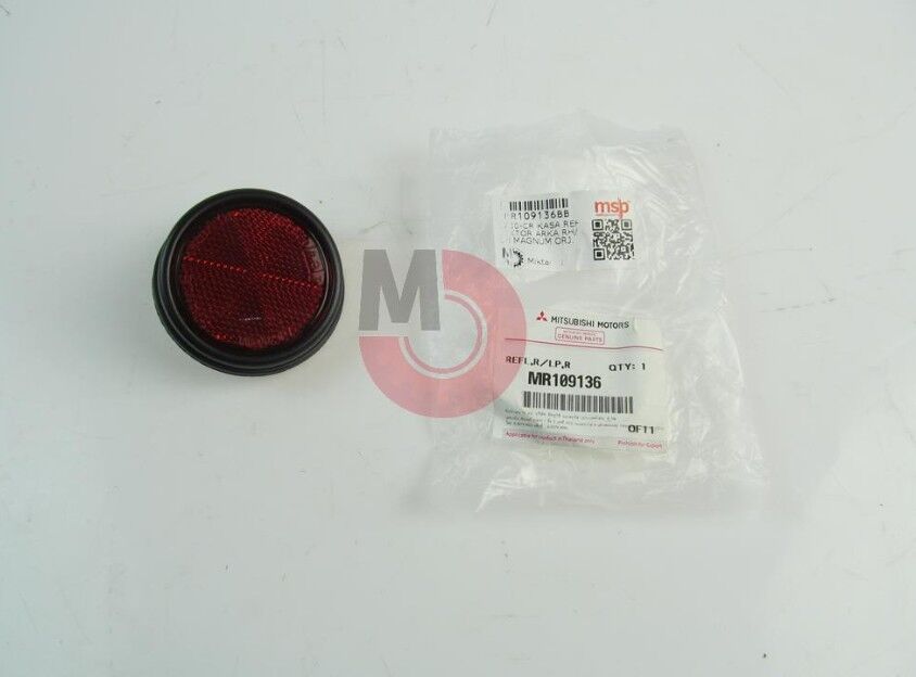 L200 CR Kasa Reflektör Arka RH/LH Magnum Orj.