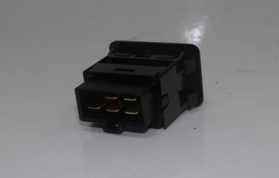 H100 1994-1996 Sis Far Düğmesi