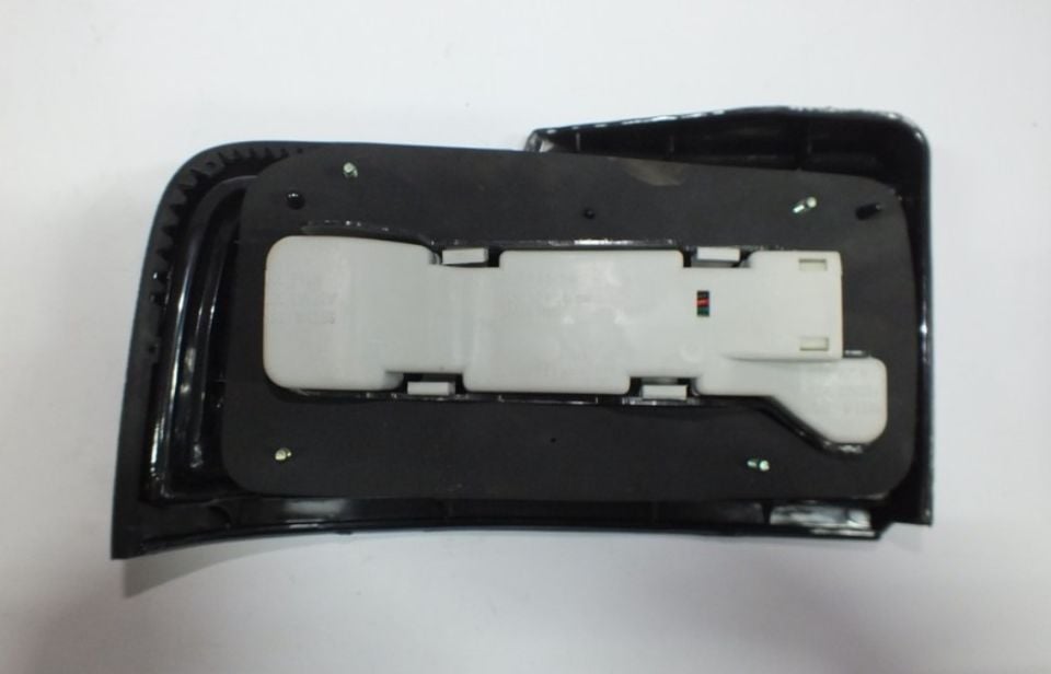 Mazda 323 1993-1995 Sedan Stop Lambası Sağ
