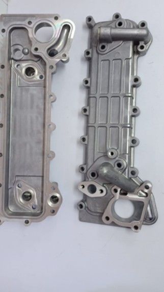 NPR 4.3L 97-06 (Yağ Soğutucu Kapağı) 4HF1